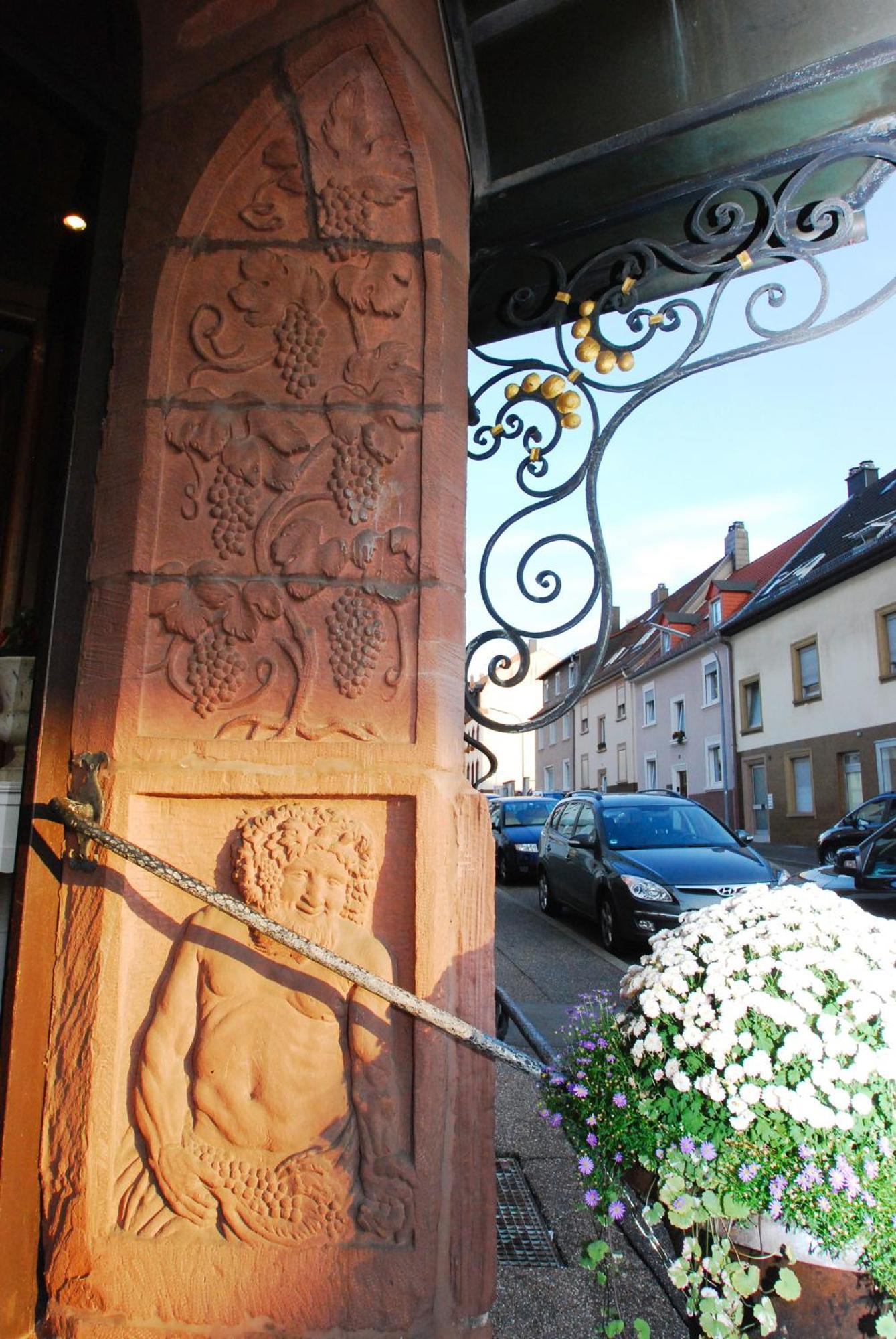 Hotel Restaurant Alt Pirmasens Esterno foto